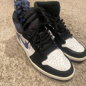 Jordan 1 Retro High- Blue Moon